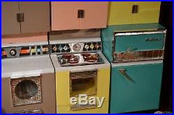 Barbie Deluxe Reading Kitchen Complete With Original Box Appliances all Working