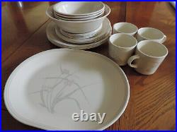 Corelle SPRING POND Pattern 22 pc Dinnerware Set SERVES 4 withServing Pieces