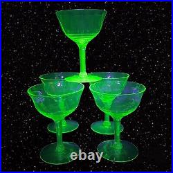 Green Glass Wine Water Goblet Vaseline Uranium Stemware UV Glows 4.75T 2.75W