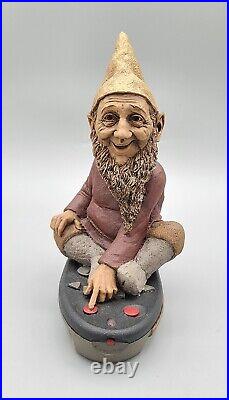 VTG SIGNED Cairne Tom Clark Showtime 1997 Gnome Sculpture 62/5324 7×7