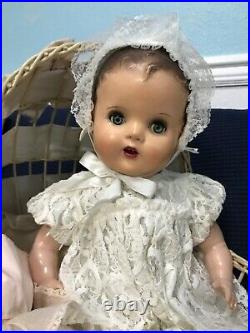 Vintage 1940s composition vinyl beautiful baby doll arms legs ALL squeaks 23