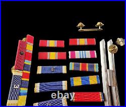Vintage Collection 21 All Original US USA United States Military Bars/Robbins