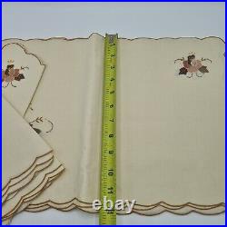 Vintage Embroidered Floral 6 Napkins and 6 place mats