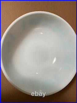 Vintage Pyrex Amish Butterprint 404 Mixing Bowl 4 QT Turquoise Blue on White