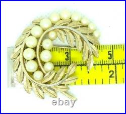 Vtg 1960s Crown Trifari Brooch Laurel Leaf Off White Faux Pearls Gold Tone Metal