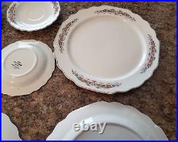 Vtg. Lido W S George 27pc. Set 12 Dinner/12 Saucers/Sugar withlid+Creamer/Teacup